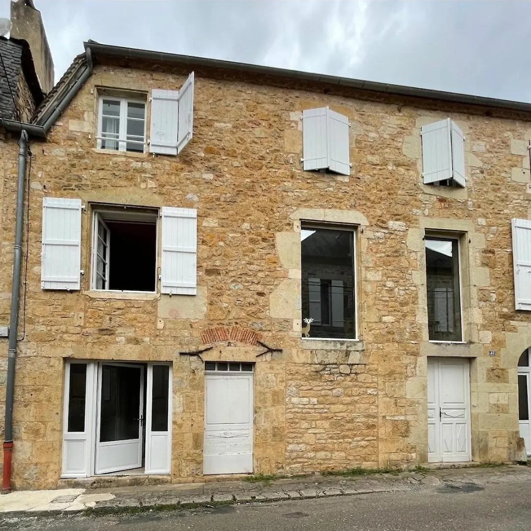 Appartement Centre Ville 4 Personnes Vayrac